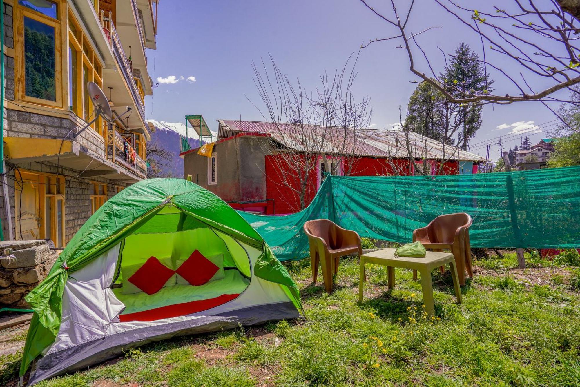Woods Villa Cottage, Manali Екстериор снимка