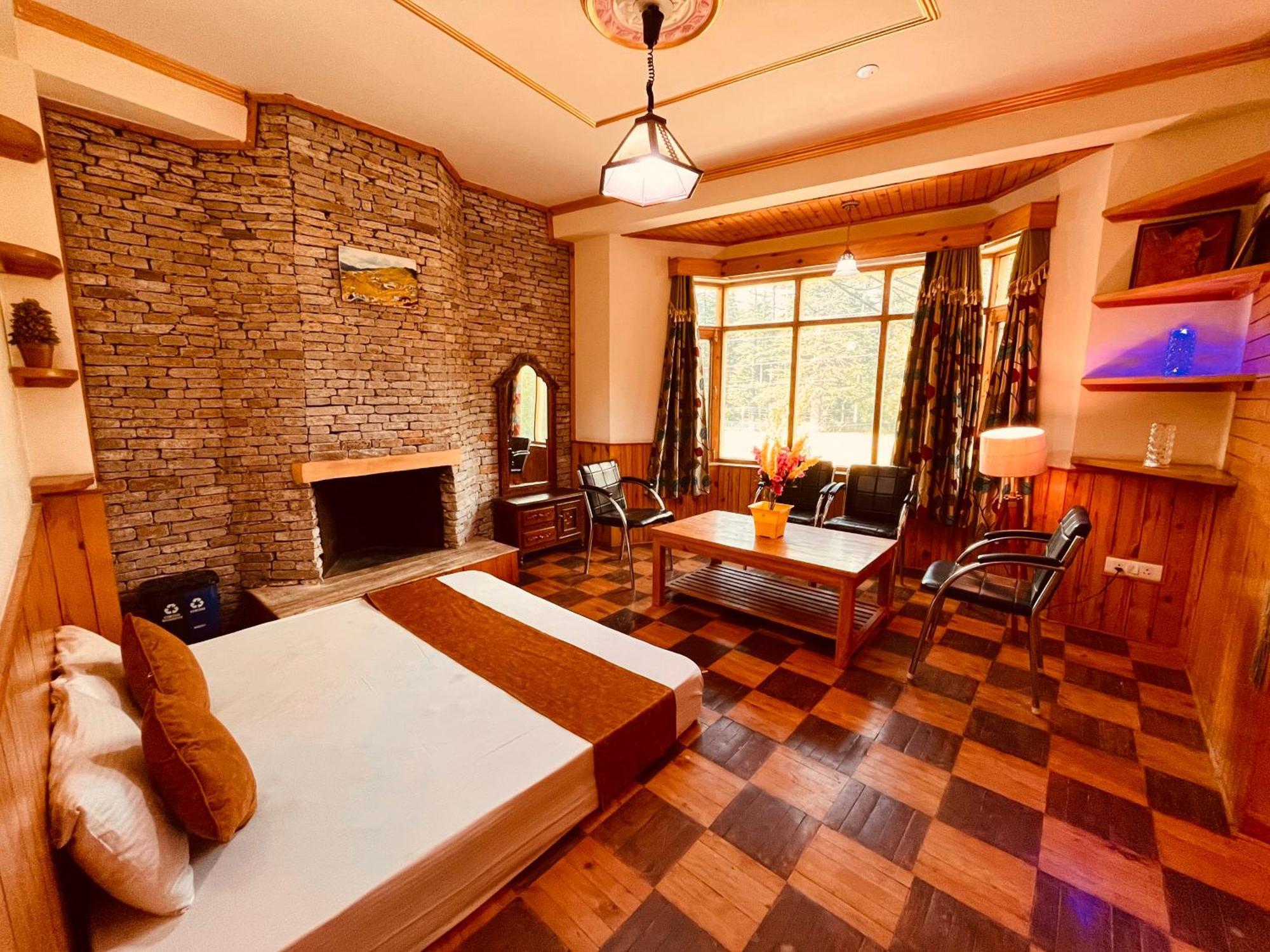 Woods Villa Cottage, Manali Екстериор снимка