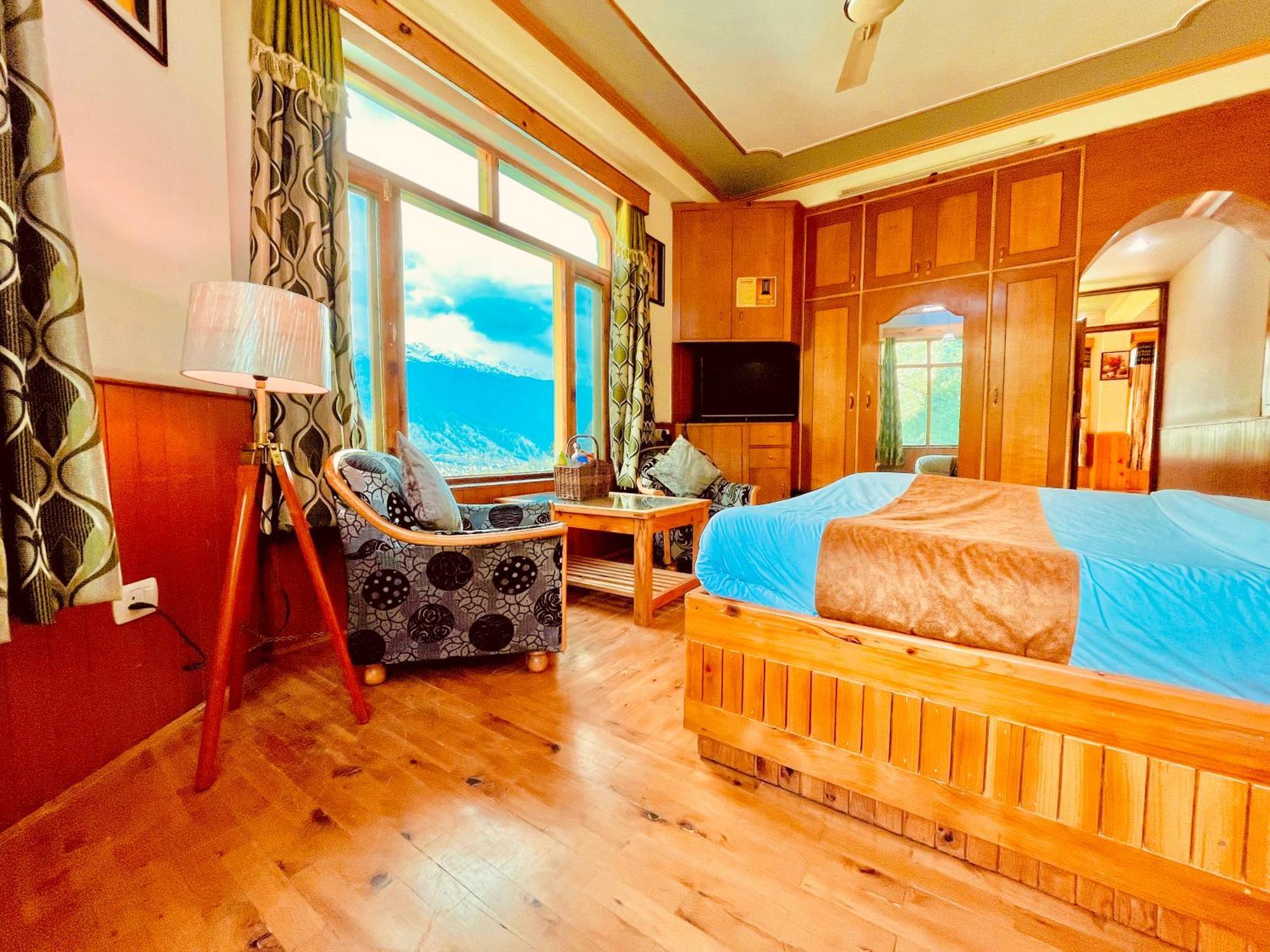 Woods Villa Cottage, Manali Екстериор снимка