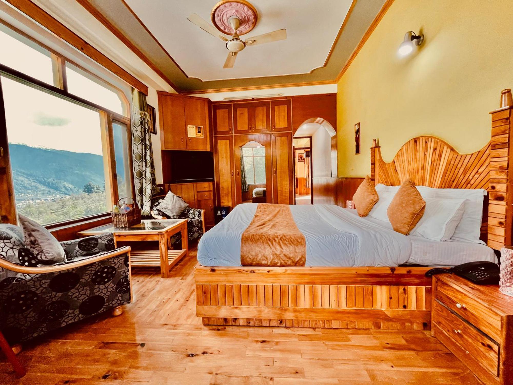 Woods Villa Cottage, Manali Екстериор снимка