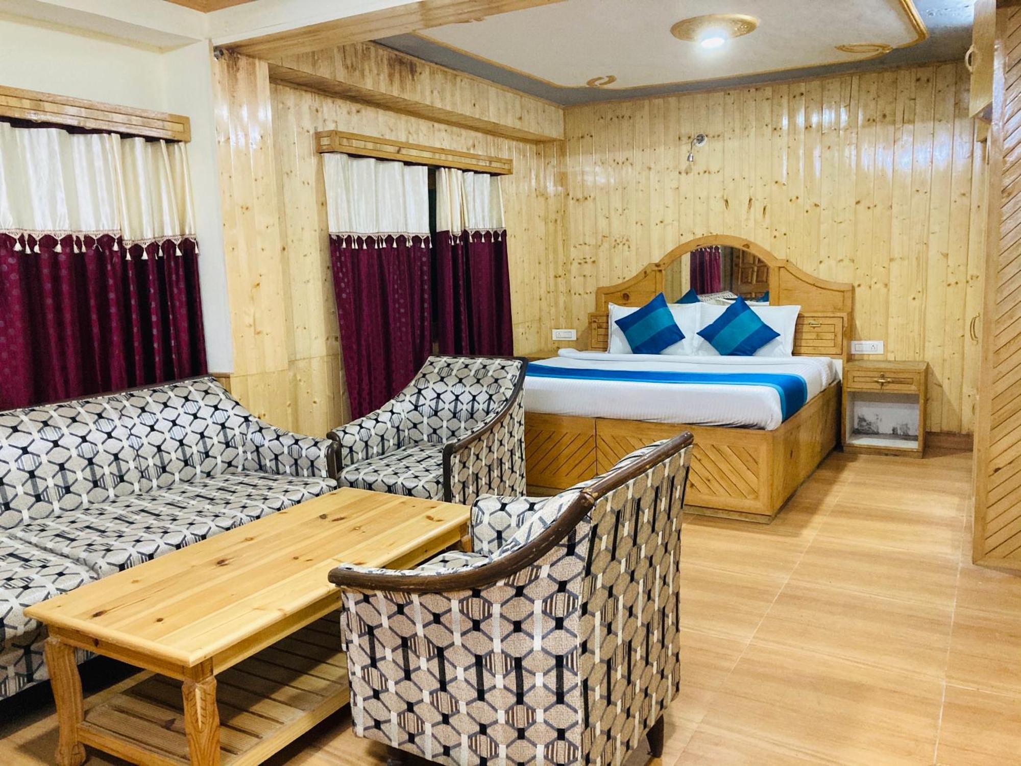 Woods Villa Cottage, Manali Екстериор снимка
