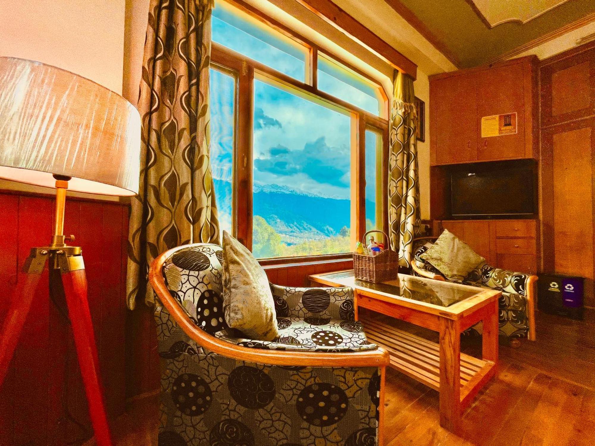 Woods Villa Cottage, Manali Екстериор снимка