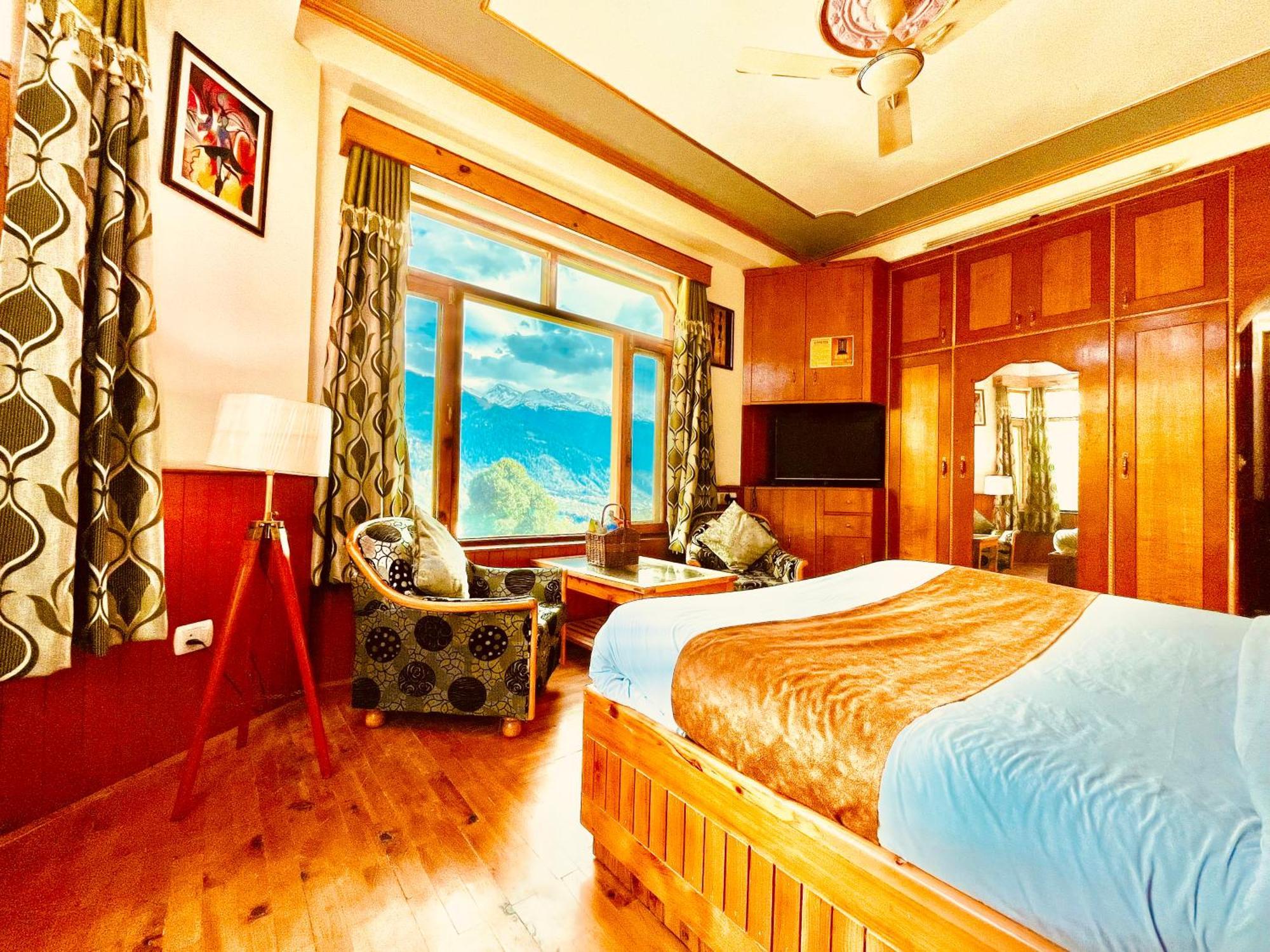 Woods Villa Cottage, Manali Екстериор снимка